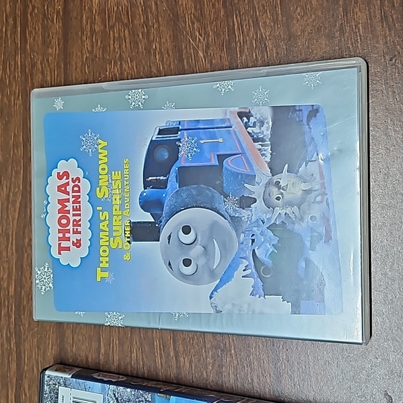3 Thomas and Friends DVDs - Picture 6 of 7